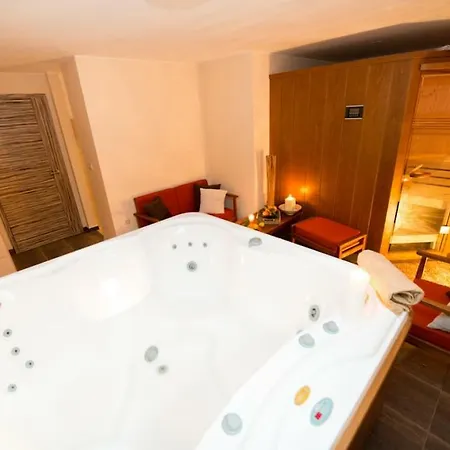 In With Terrace, Air Condition, Wifi, Washing Machine Bibinje
