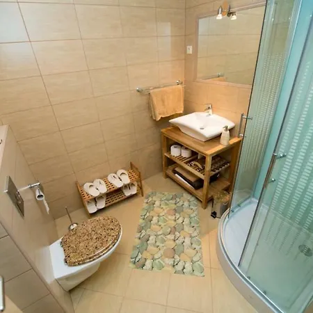 Διαμέρισμα In With Terrace, Air Condition, Wifi, Washing Machine Bibinje