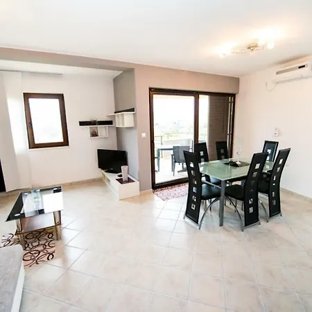 In With Terrace, Air Condition, Wifi, Washing Machine Διαμέρισμα *